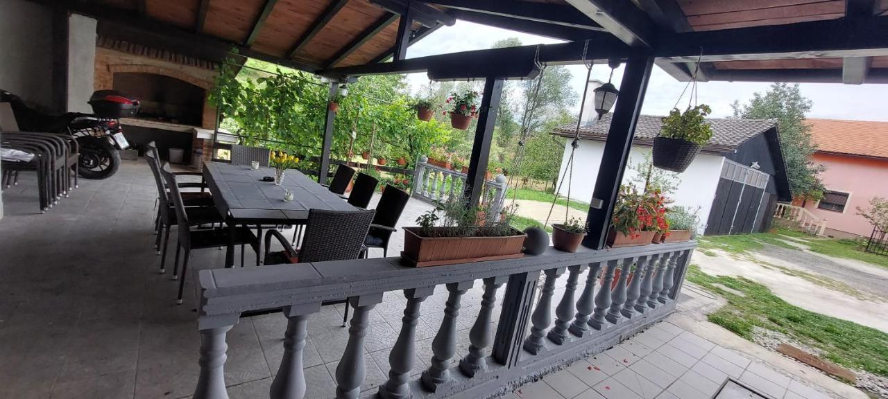 Kod Ane Apartment Belavici Bagian luar foto