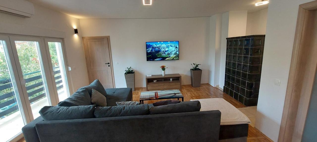 Kod Ane Apartment Belavici Bagian luar foto