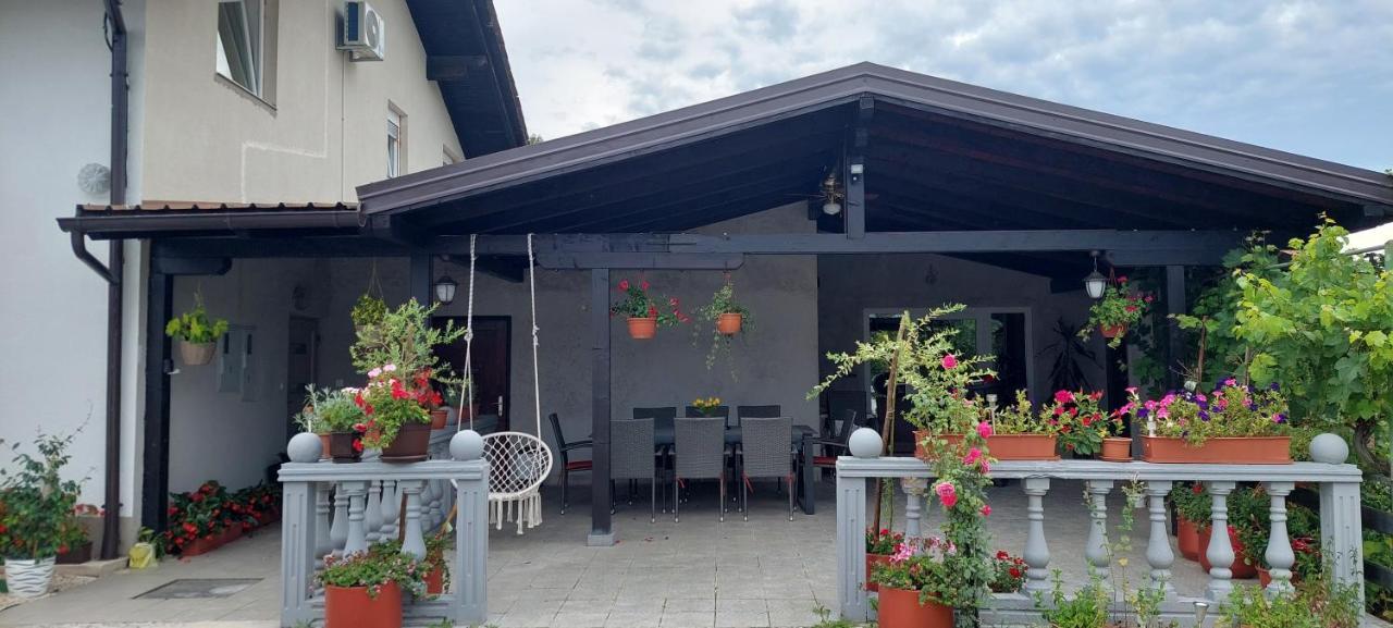 Kod Ane Apartment Belavici Bagian luar foto
